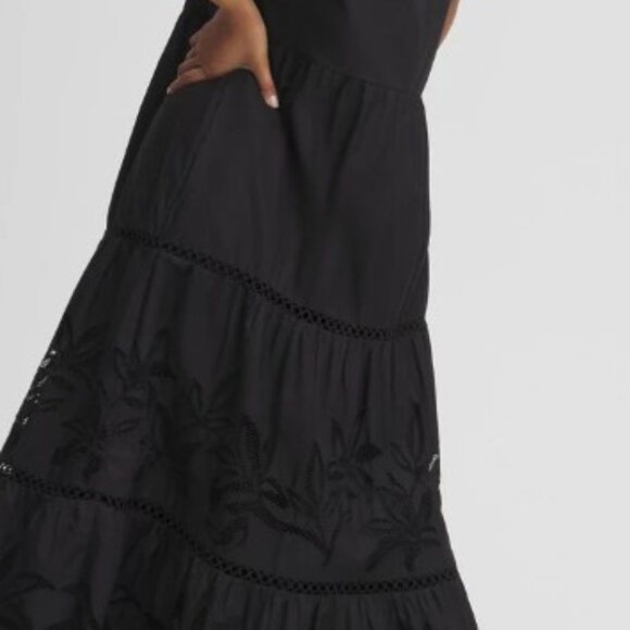 NWT CHICOS EYELET LACE INSERT MAXI DRESS. SIZE 2 ( 12 ) - Picture 7 of 8